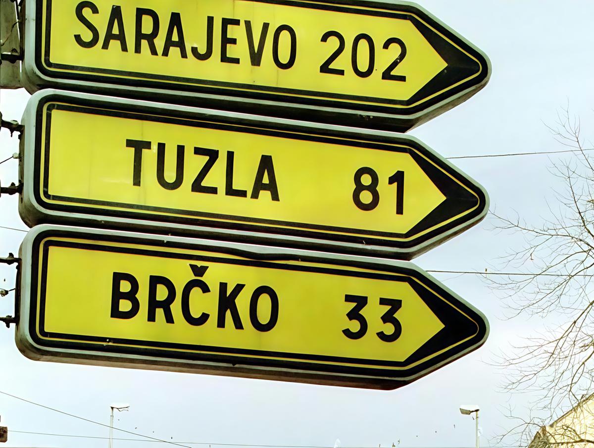 Jugoslavia tra ’90 e ’91. Elvira Mujcic presenta il suo ultimo romanzo