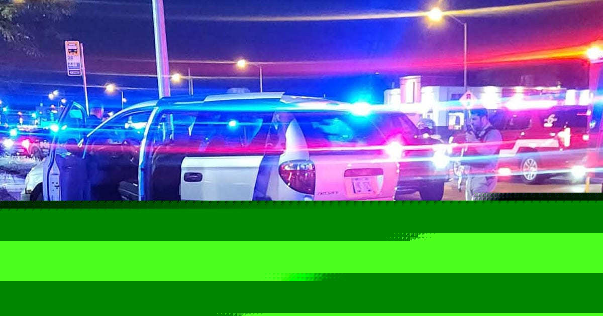 West Allis crash; motorcycle, minivan collide; 1 taken to hospital