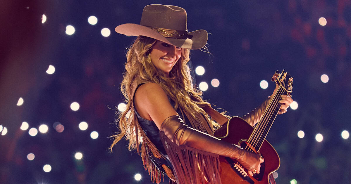 Lainey Wilson Brings Her Nashville Journey Full Circle With Sold-Out Bridgestone Arena Debut