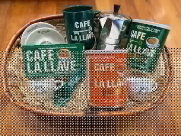 Summer Café La Llave Basket Giveaway