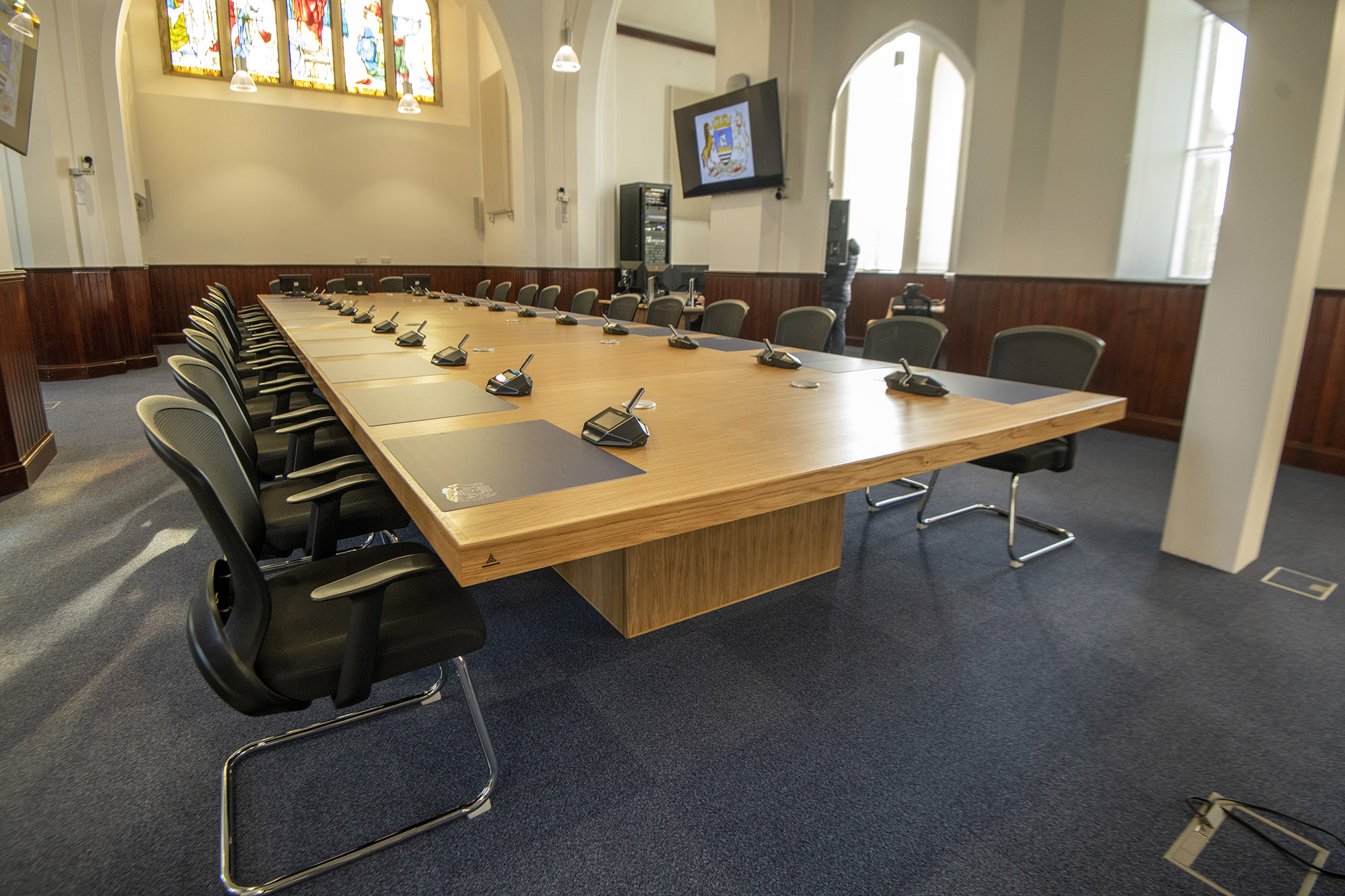 POLL: Should the SIC debate motions relating to international affairs?