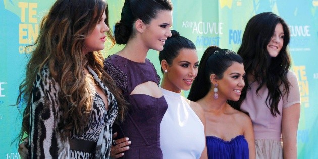 Las Kardashian reciben protección legal contra presunto acosador; las sigue desde 2021