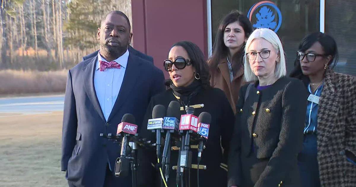 Fulton County leaders react to FBI raid at election center near Atlanta