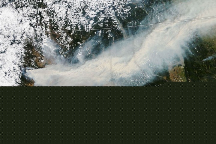 Smoke Streams Across Eastern Washington