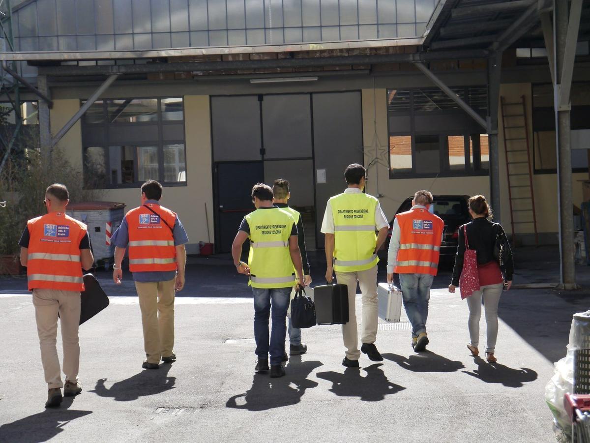 Cibo scaduto nel magazzino. Ristoratore denunciato dopo l’ispezione dell’Asl