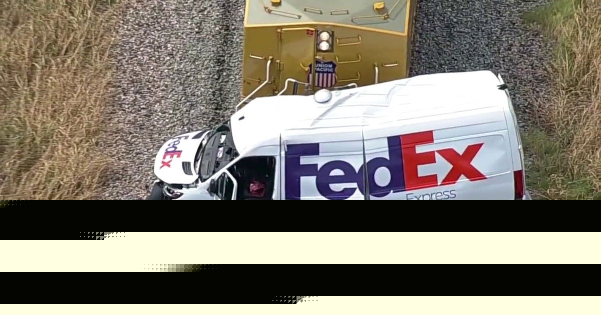 Train slams into FedEx truck in Texas killing 1, injuring another