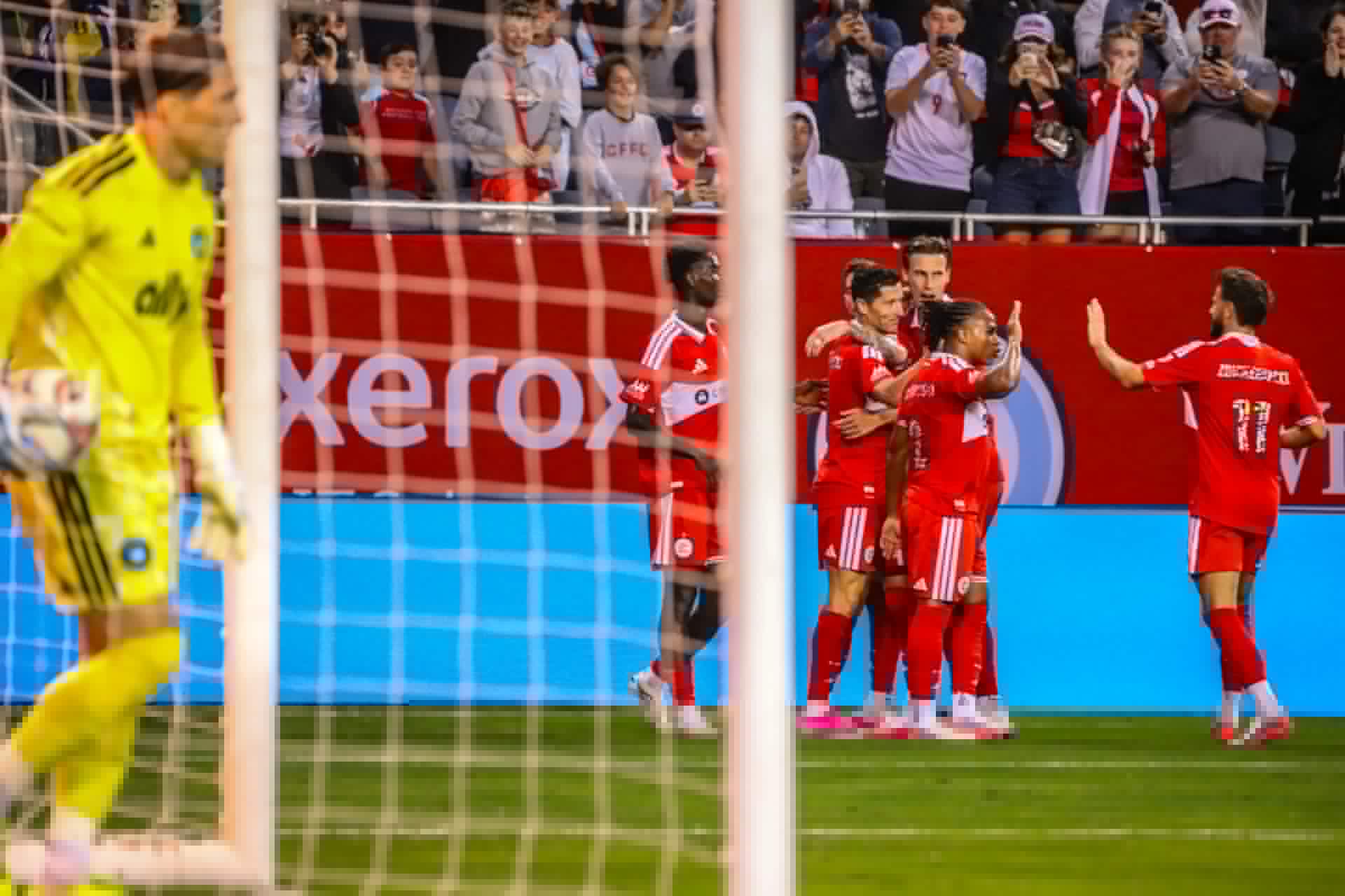 New city, same Lewangoalski: Fire’s new star scores his first MLS goals