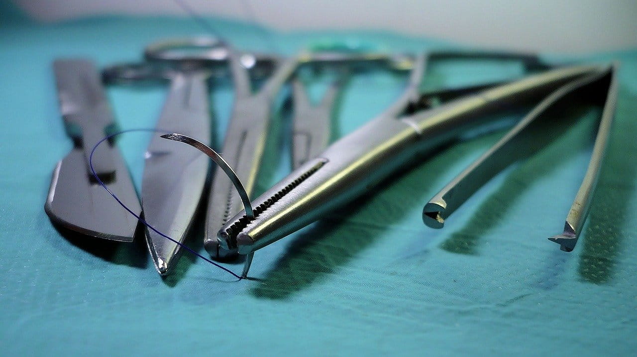 Anti-fouling coatings based on cation-π interactions: a rapid solution for medical implants