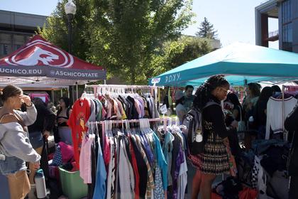 Harvest Market brings together community on campus