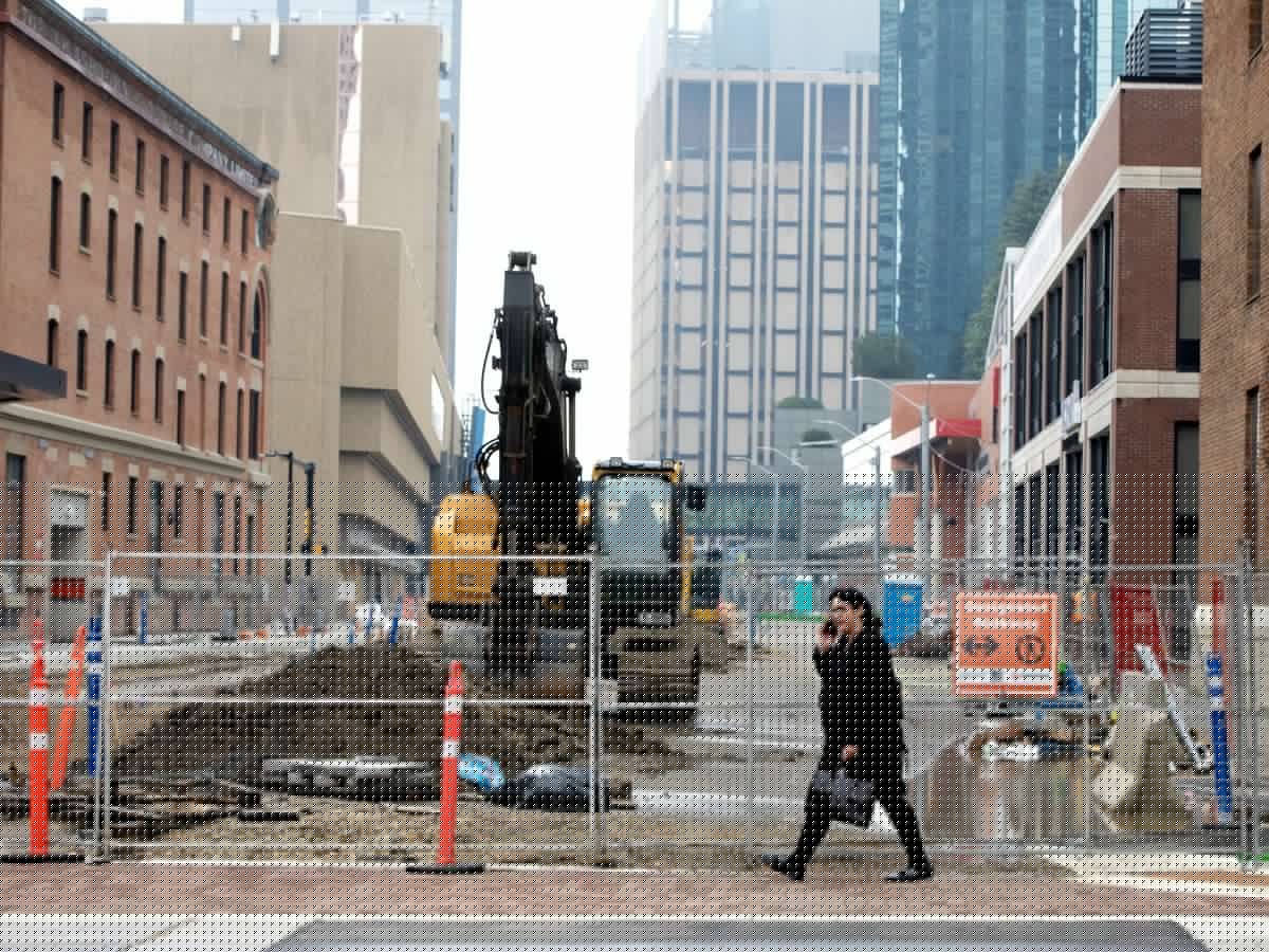 Opinion: Edmonton can build its downtown and support business at the same time