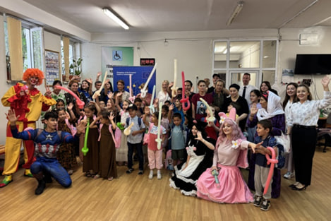 ЕС провёл акцию «Back to school» для детей в Туркменистане