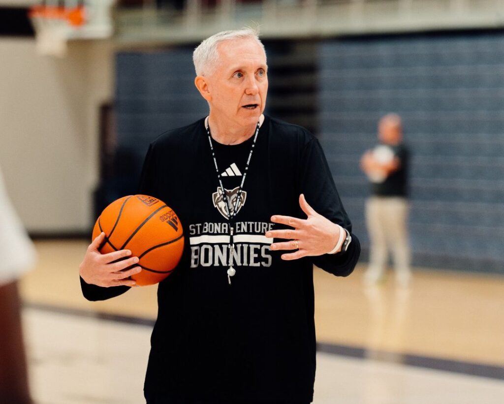 St. Bona men’s hoops to play in ESPN Events Invitational