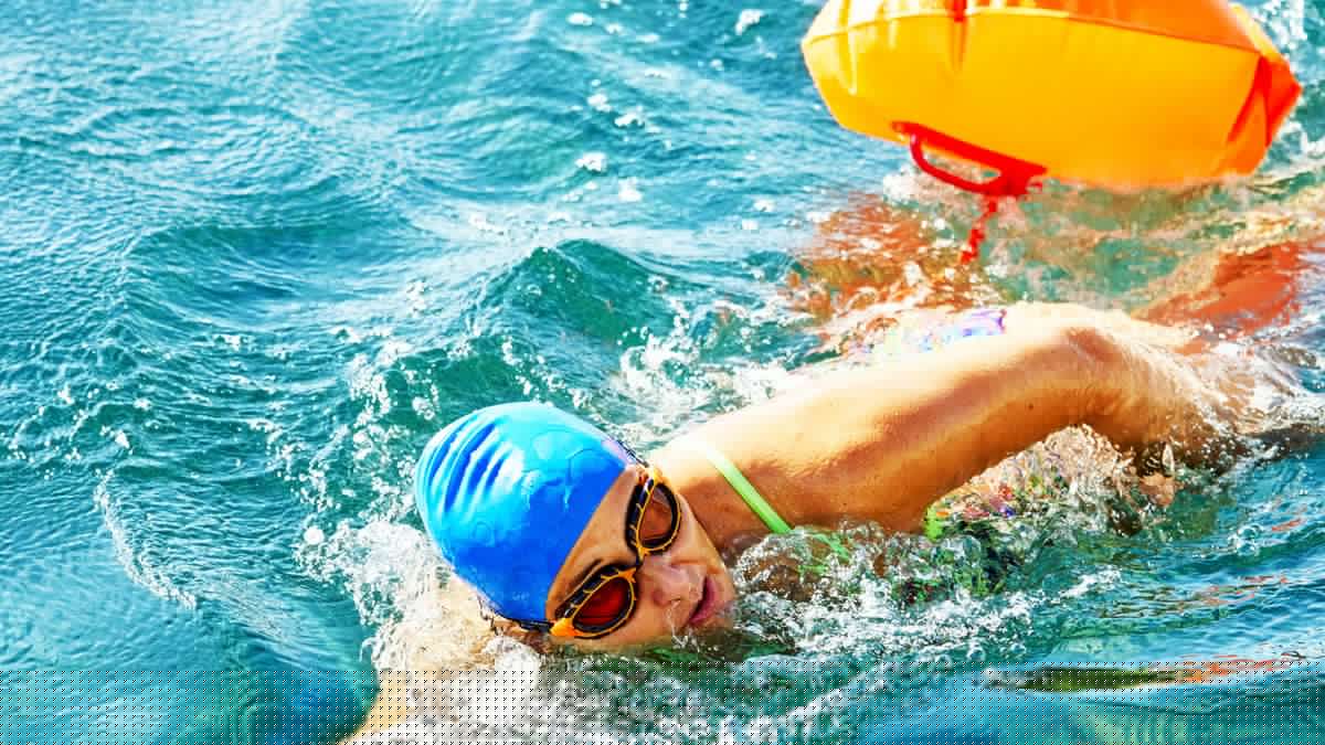 Badeunfälle: Welche Ausrüstung beim Schwimmen Leben retten kann
