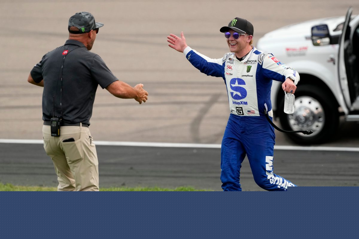 Gibbs makes change for the better, holds off teammate