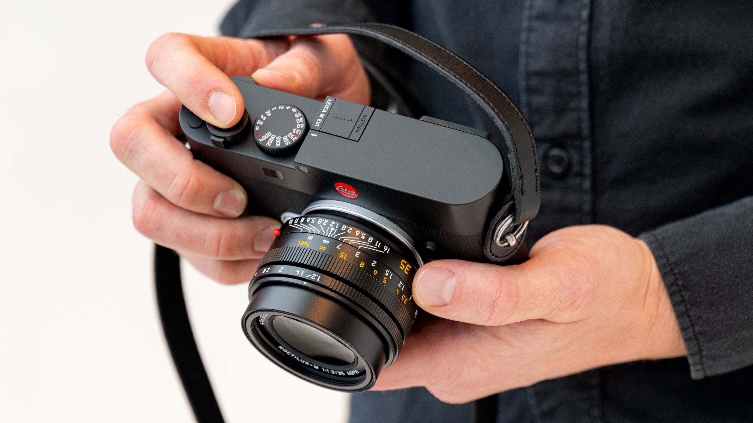 Leica pushes the limits again with the Noctilux-M 35 f/1.2 ASPH.