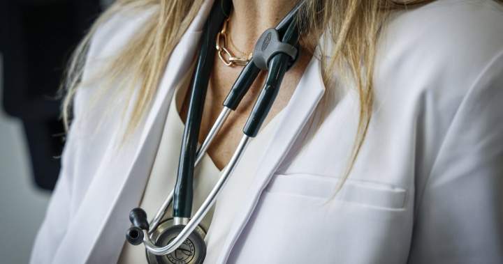 Quebec obstetricians and gynecologists association head to court over pay gap