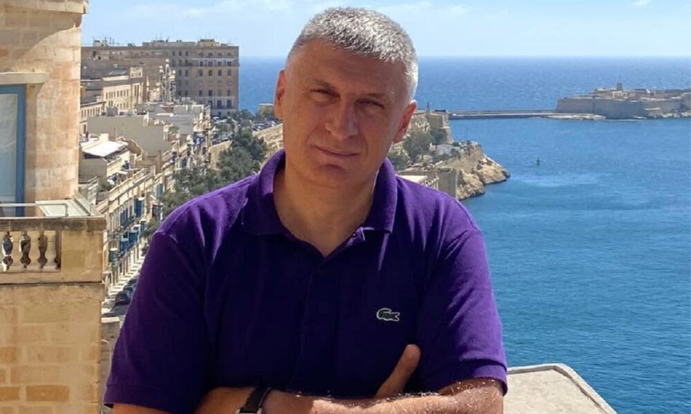 Ce au găsit procurorii DIICOT în laptopul și telefonul lui Cătălin Avramescu. Fostul consilier face plângere la Poliție