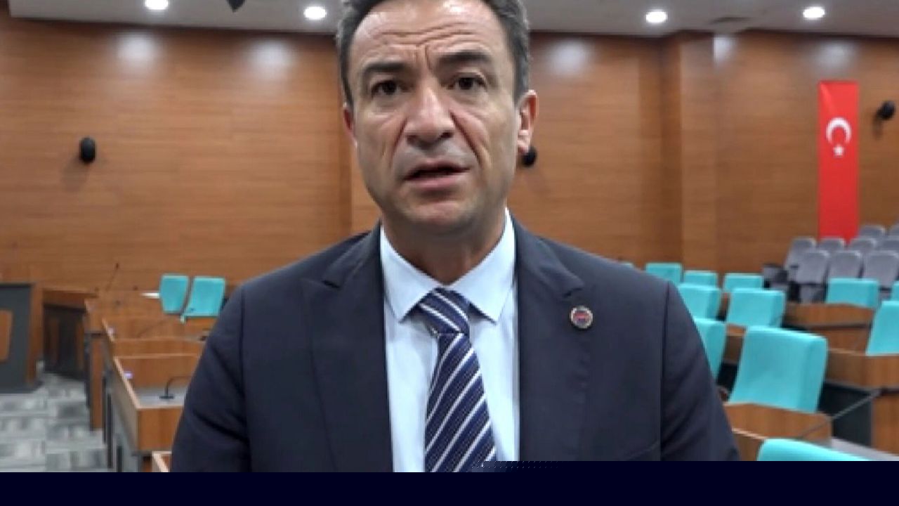 Burdur'da 4 belediye başkanı, CHP'den istifa etti