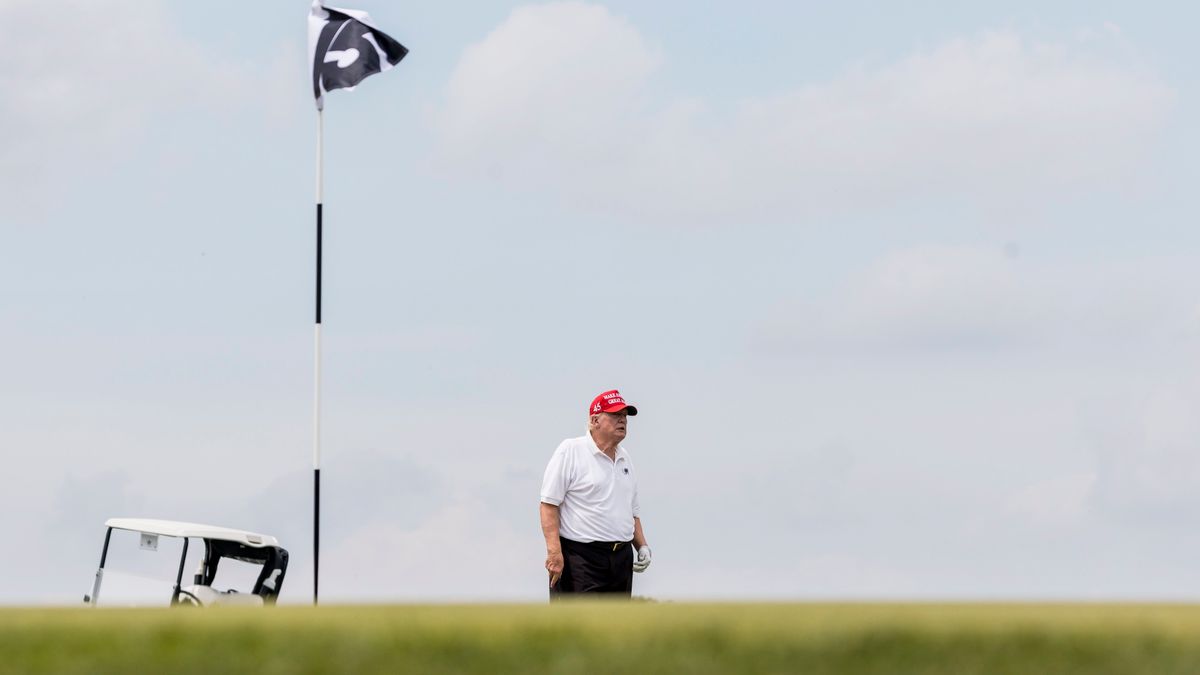 Donald Trump: Bewaffneter kurz vor Besuch des Präsidenten an Golfplatz festgenommen