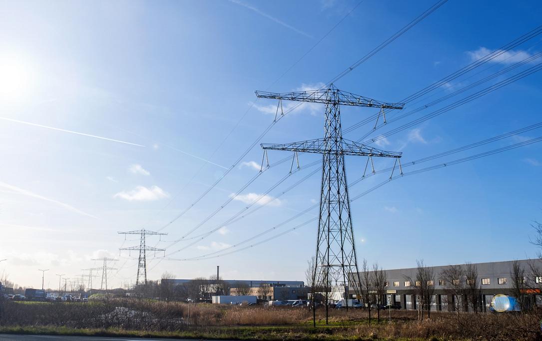 Energy costs in Romania drop for second consecutive month