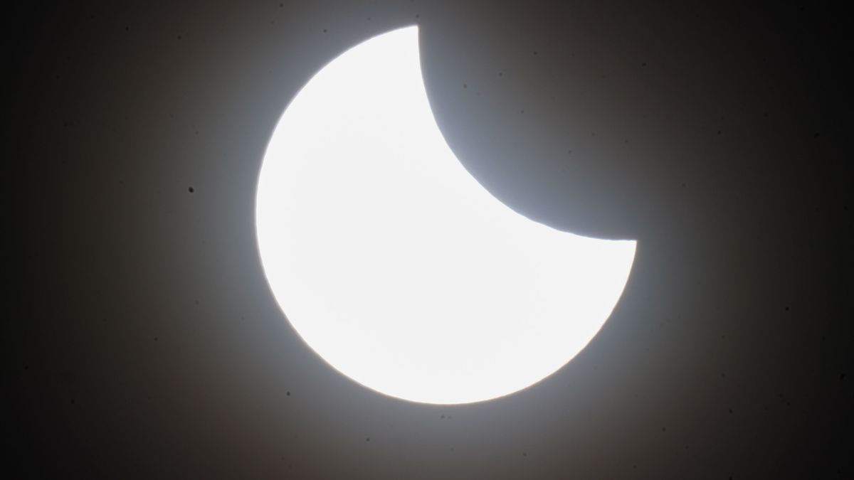 Solar Eclipse 2026 exact time, best locations and how to watch