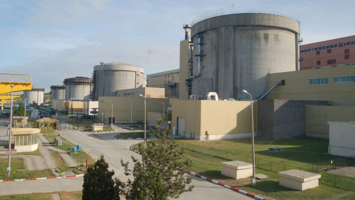 Nuclearelectrica a început să cumpere energie electrică din Ucraina pentru acoperirea deficitului cauzat de oprirea reactorului 1 de la Cernavodă