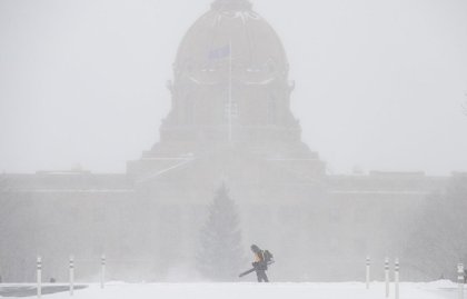 Protest campaign planned as Alberta government workers return to office: union