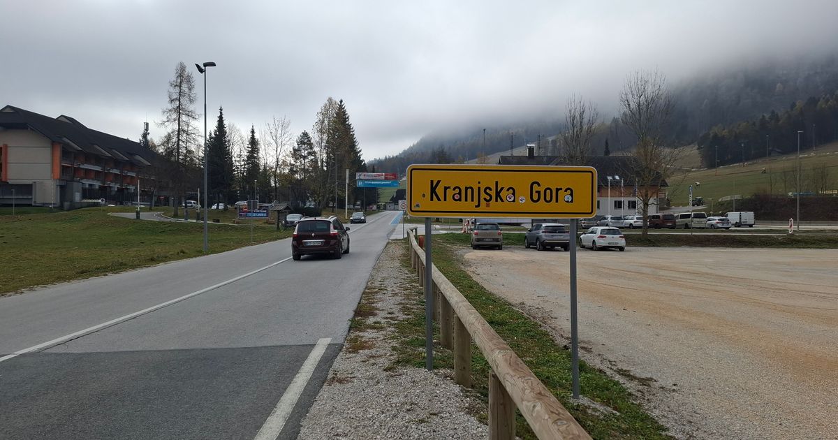 Na Kranjskoj Gori izbio veliki požar posle udara groma: Tri aviona i helikopter učestvuju u gašenju vatre