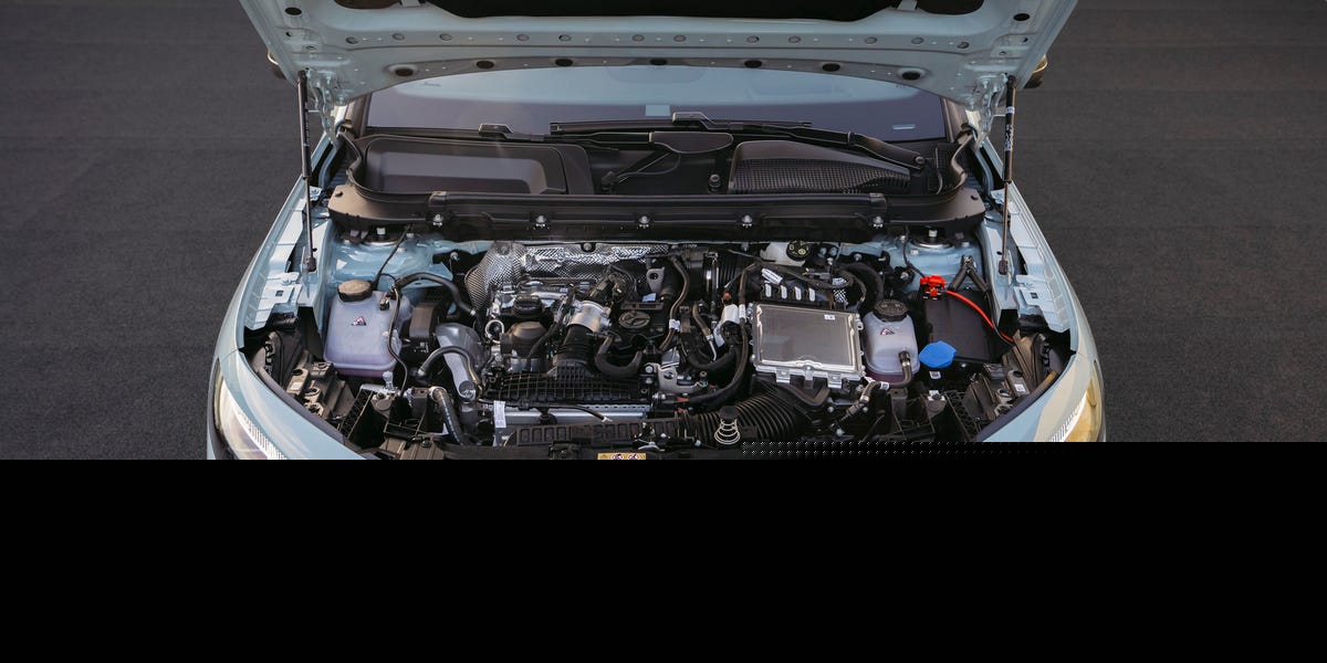 View Exterior Photos of the 2028 Mercedes-Benz GLA-Class Hybrid