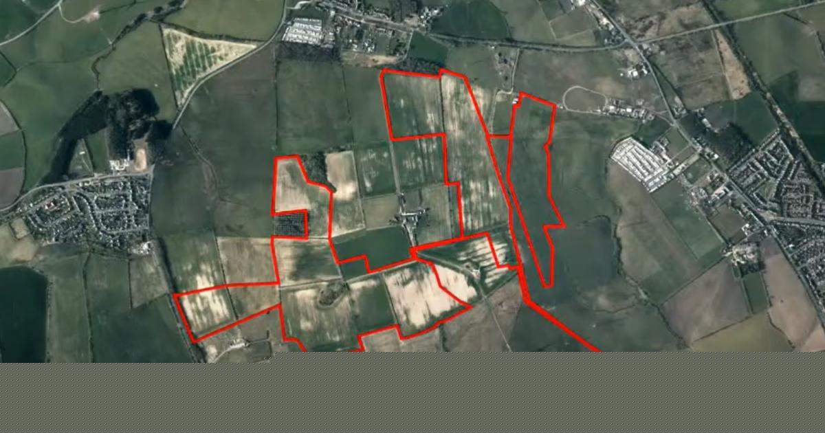 Solar farm approved despite locals saying it would make them 'prisoners in own home'