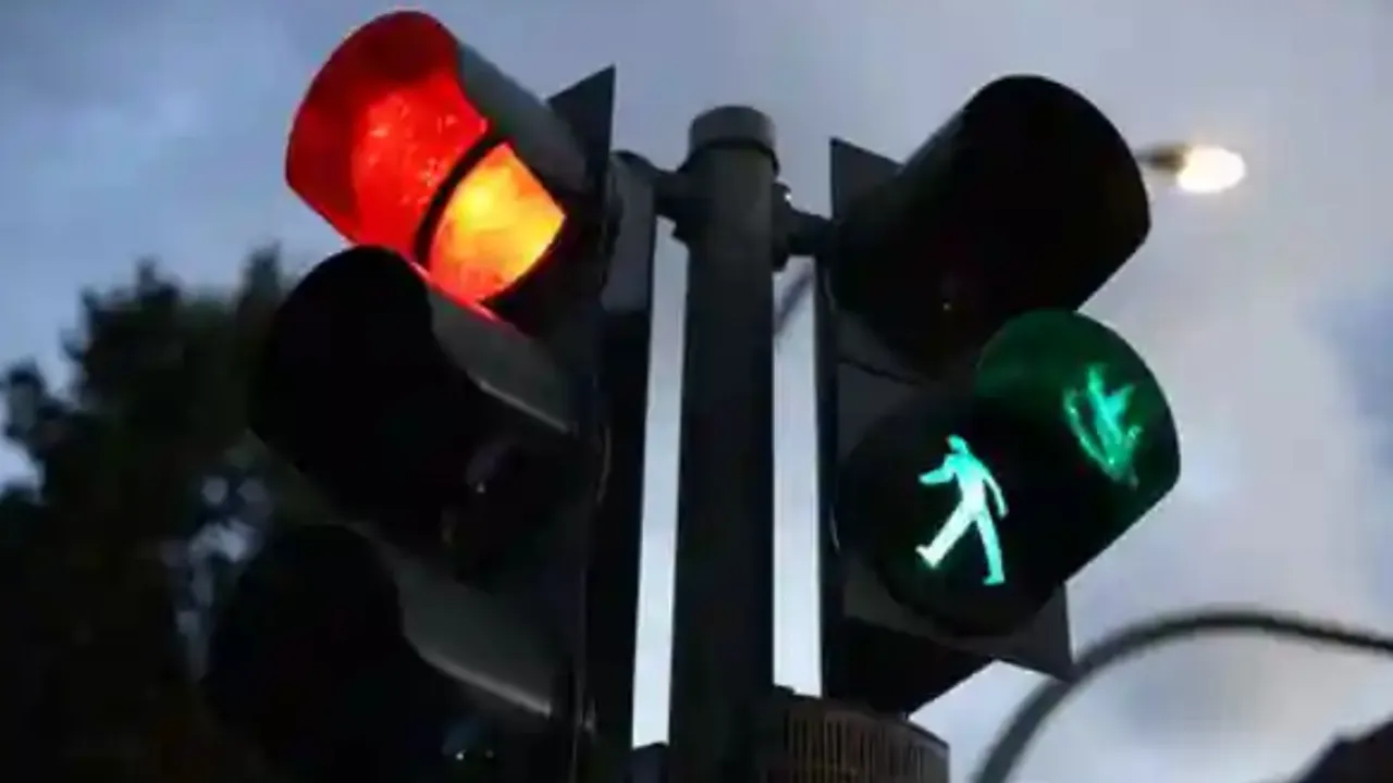 FULL LIST: ZRP Names Over 1,200 Cars Caught Running Red Lights In Harare