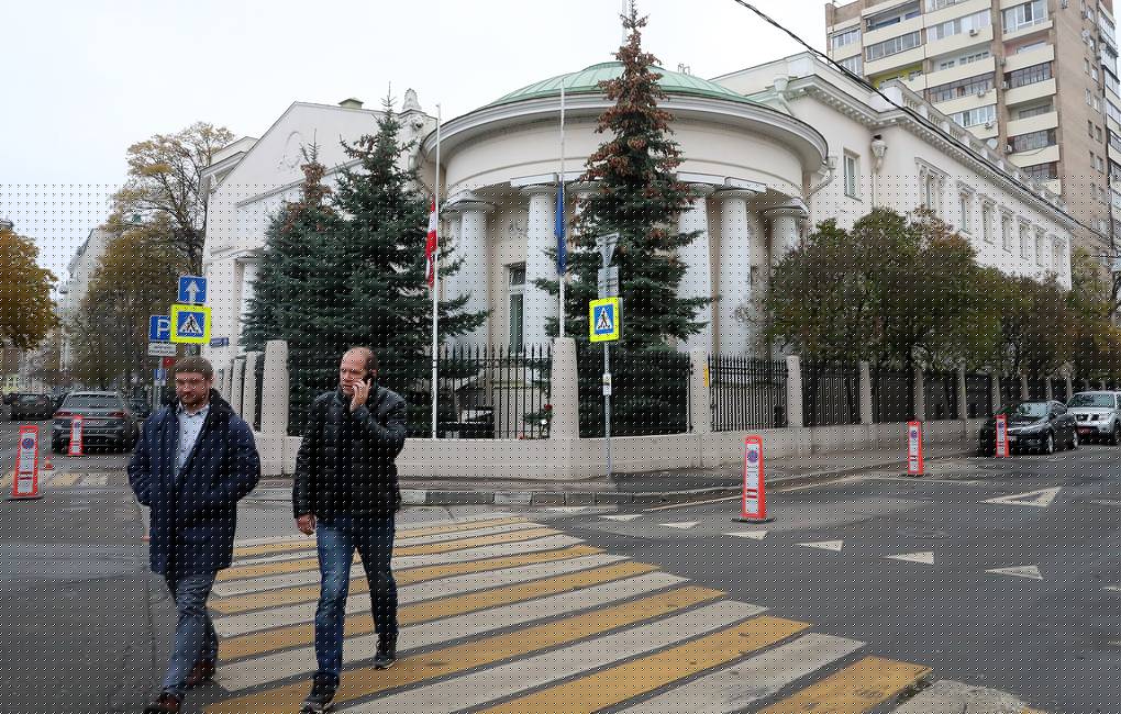 Përplasje diplomatike Vjenë-Moskë! Austria shpalli ‘non grata’ diplomatin rus, Kremlini dëbon përfaqësuesin austriak