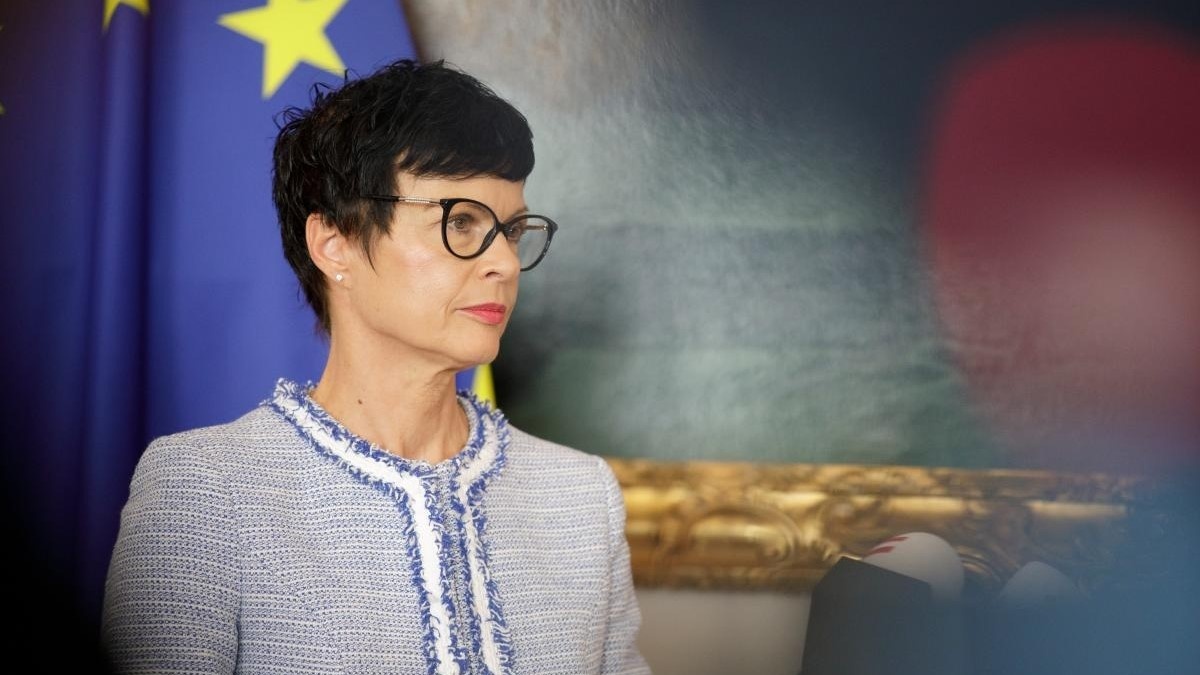 European Commissioner Kos calls Russian attack on train in Kharkiv region state terror