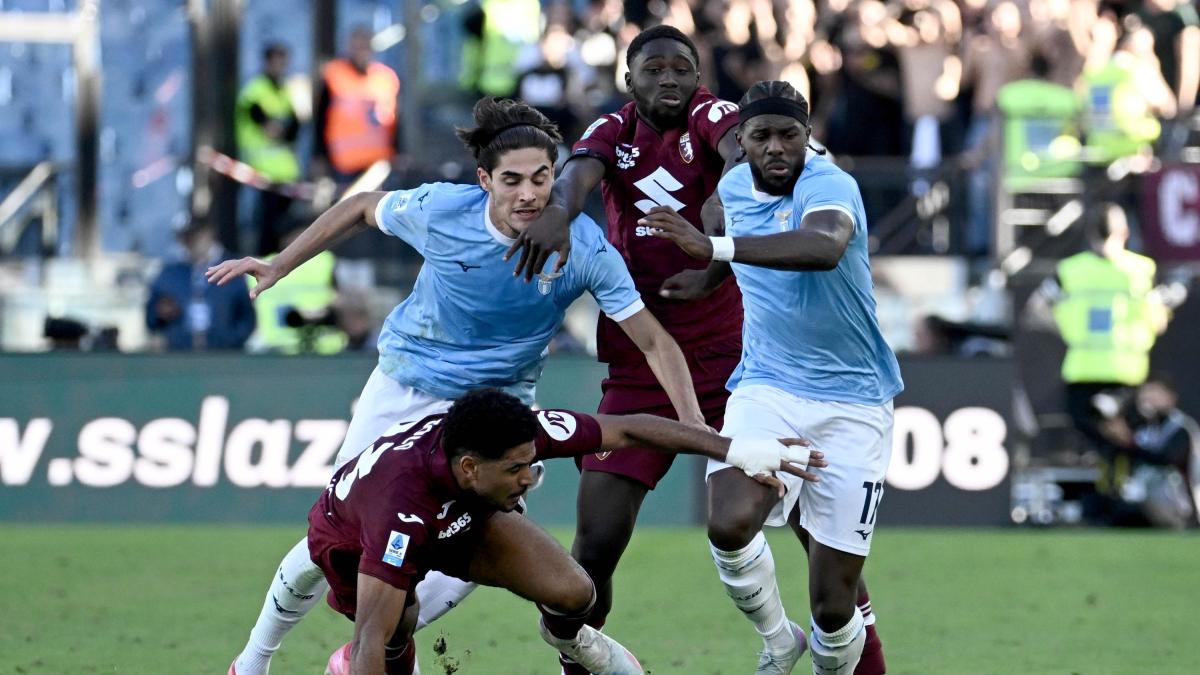 Lazio-Torino, sei gol e un recupero folle: un rigore di Cataldi al 103' beffa i granata