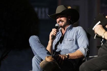 Riley Green Announces 2026 ‘Cowboy As It Gets’ Arena Tour with New Album on the Way