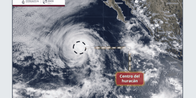 Huracán Genevieve se degrada a categoría 2, esta es su ubicación