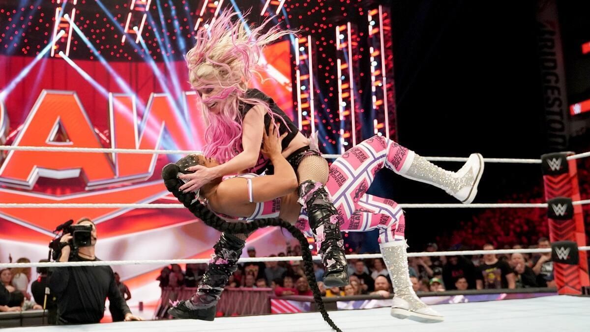 Bianca Belair spills details on hilarious WWE moment: "Nobody's gonna know, let's do it"