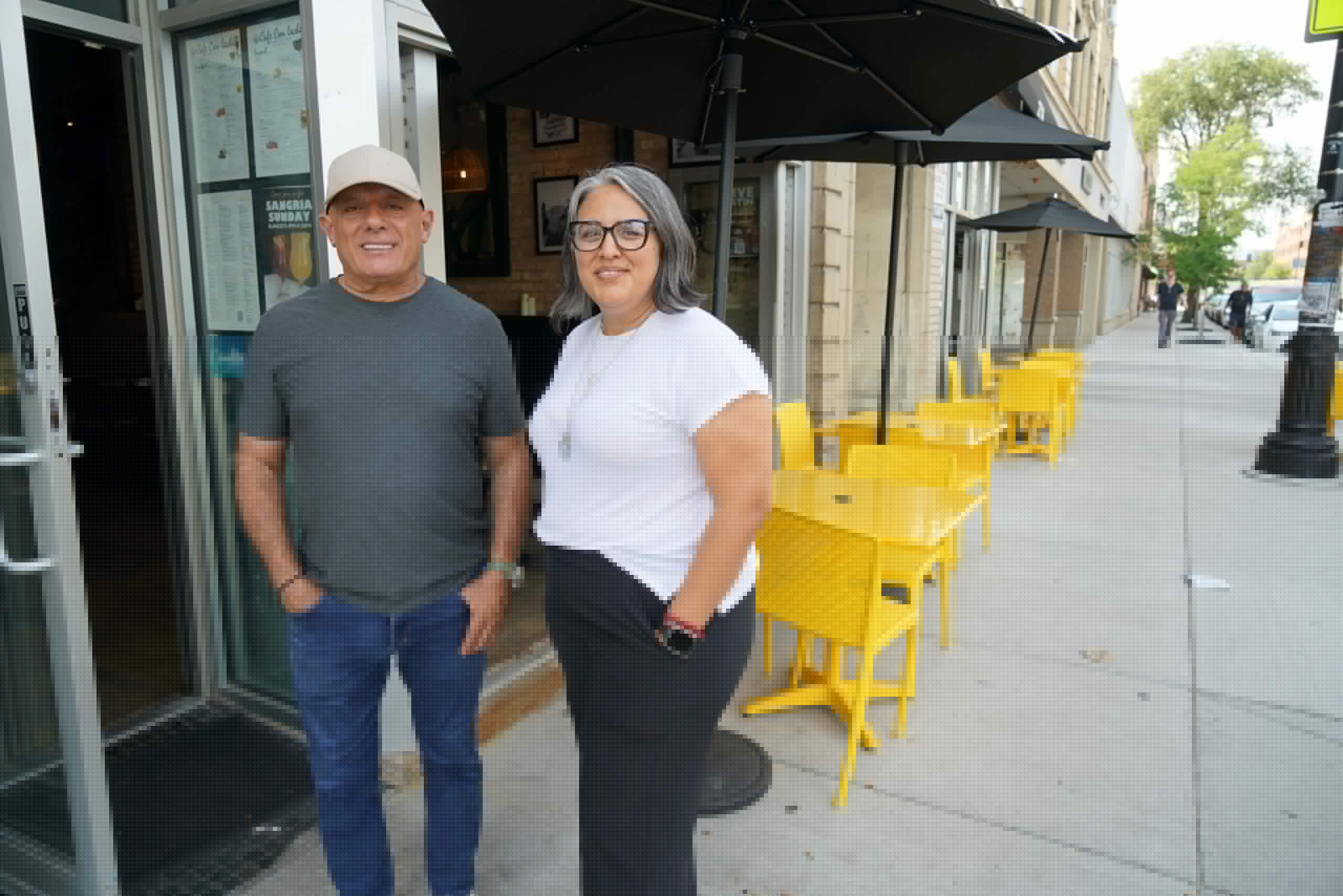 Cafe Con Leche Celebrates 25 Years Of Breakfast Burritos And Community In Logan Square