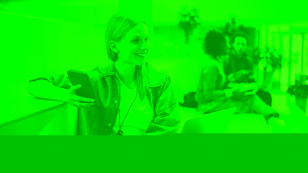 How does online schooling support students preparing for college?
