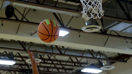 WW-PS overcomes slow start and beats Hamilton West - Girls basketball recap