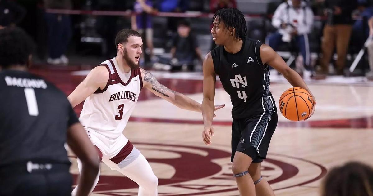 Cowboys Add Veteran Transfer to Backcourt