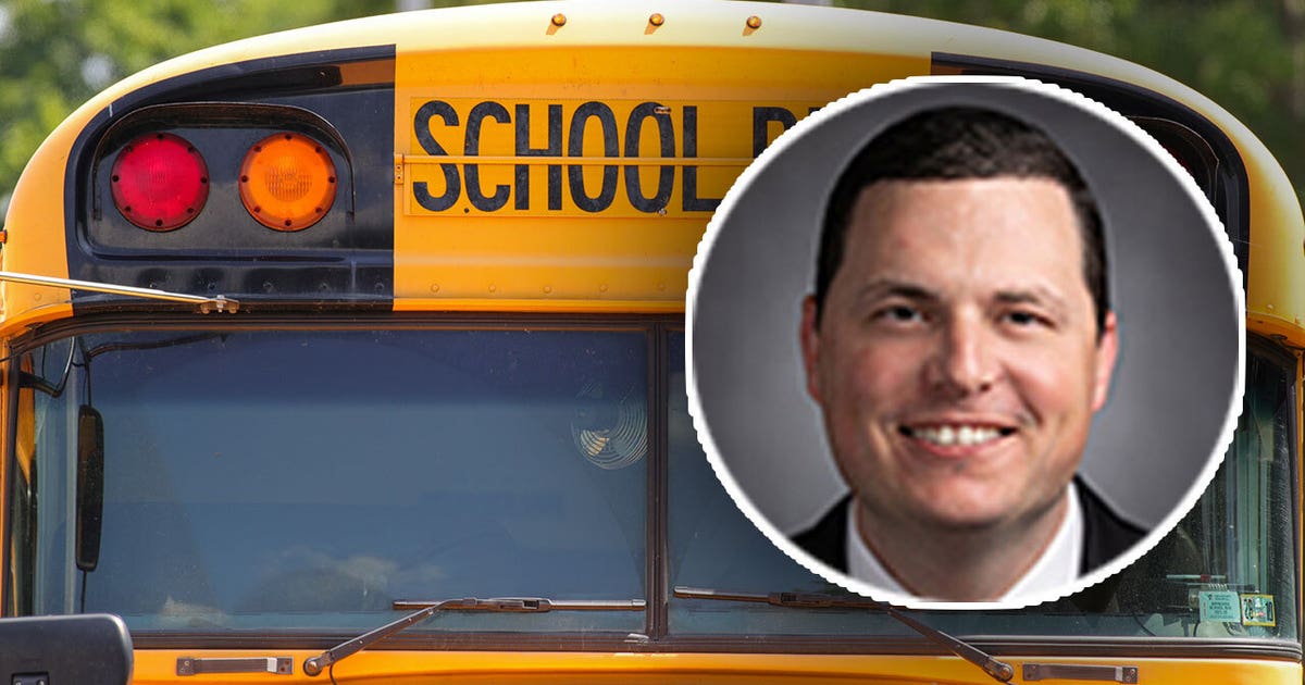 Schools starting in August among 'dumbest things' Texas does, lawmaker says.