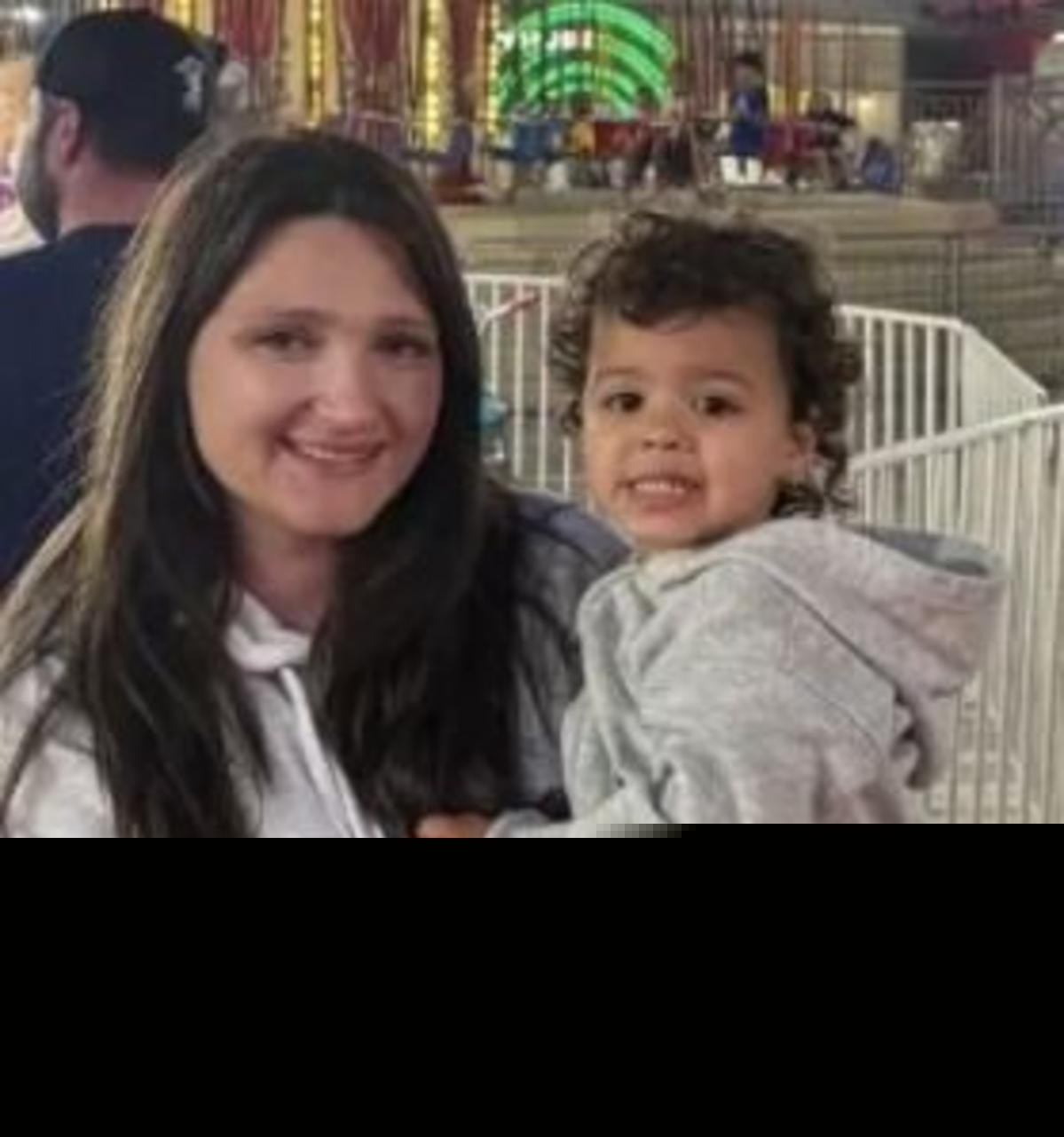 2-Year-Old, Mom Among 3 Killed In Upstate New York Plane Crash