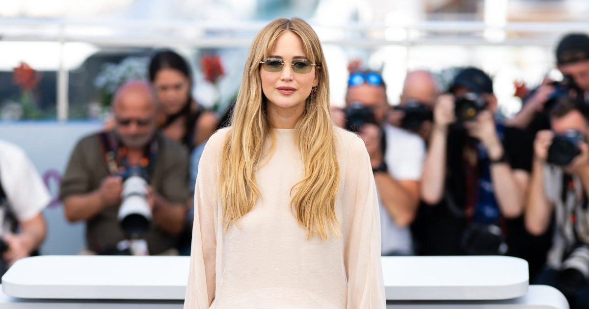 It's Not Fall Until Jennifer Lawrence Wears Her Clogs — Get 'Em in Two Days