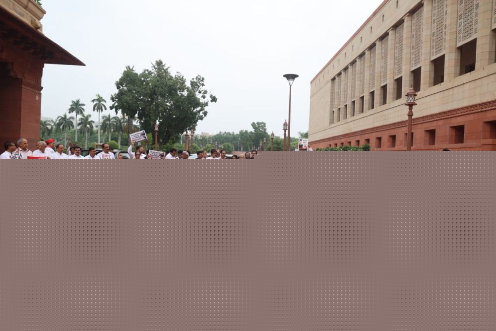 INDIA bloc stages 'Who gave the order' protest at Parliament; NDA says 'raise meaningful questions'
