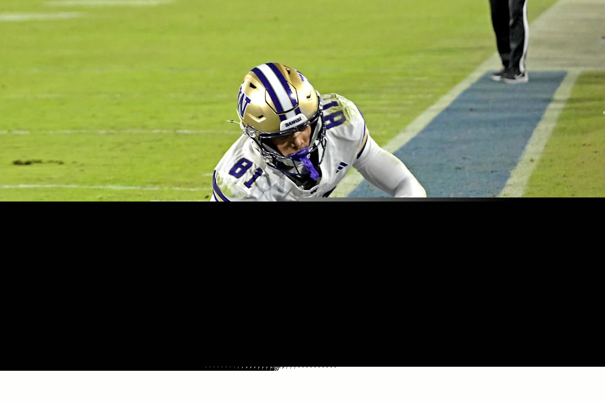 Aug. 11 Washington Huskies Training Camp Notebook