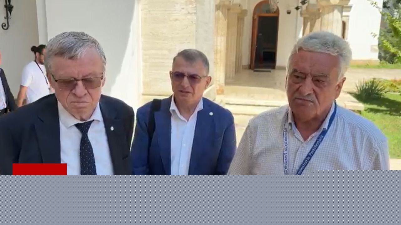 Negocieri eșuate la Cotroceni cu sindicatele din învățământ: „O cacealma”. Începerea anului școlar, incertă