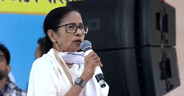 Mamata Banerjee’s vehicle attacked with mud, shoes in North 24 Parganas