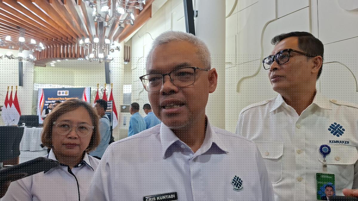 Kemnaker Bongkar Aturan PKWT, Outsourcing, dan Pekerja Digital