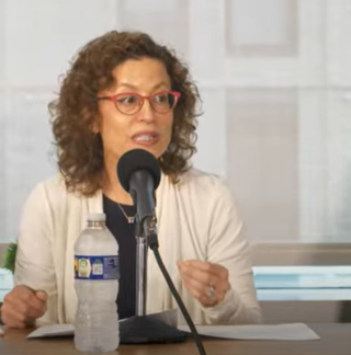 With FCC Shuttered, Gómez Resumes ‘First Amendment Tour’